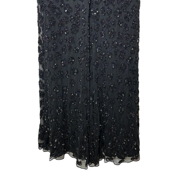 Mac Duggal Petite Embellished Cap Sleeve Fully Beaded Gown Black Women 2 NWOT - Picture 8 of 15